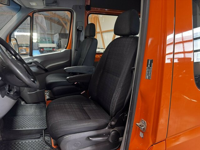 MERCEDES-BENZ Sprinter 316 CDI 4x4 Allrad 5-Sitzer... - Fourgon utilitaire: photos 4 MERCEDES-BENZ Sprinter 316 CDI 4x4 Allrad 5-Sitzer... - Fourgon utilitaire: photos 4