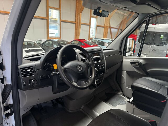 MERCEDES-BENZ Sprinter 316 CDI Doka 4x4 Allrad Plane - Véhicule utilitaire plateau baché, Utilitaire double cabine: photos 5 MERCEDES-BENZ Sprinter 316 CDI Doka 4x4 Allrad Plane - Véhicule utilitaire plateau baché, Utilitaire double cabine: photos 5