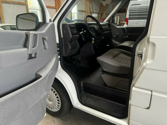 VW T4 Caravelle 2.5 TDI Syncro Sperre 1. Hand!... - Voiture: photos 4 VW T4 Caravelle 2.5 TDI Syncro Sperre 1. Hand!... - Voiture: photos 4