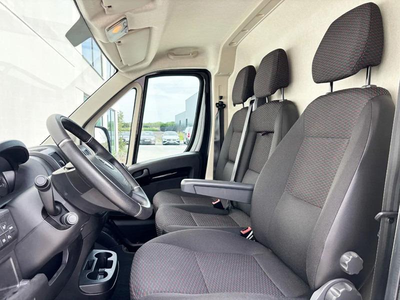 Fourgon utilitaire Opel Movano Movano | Leasing: photos 10