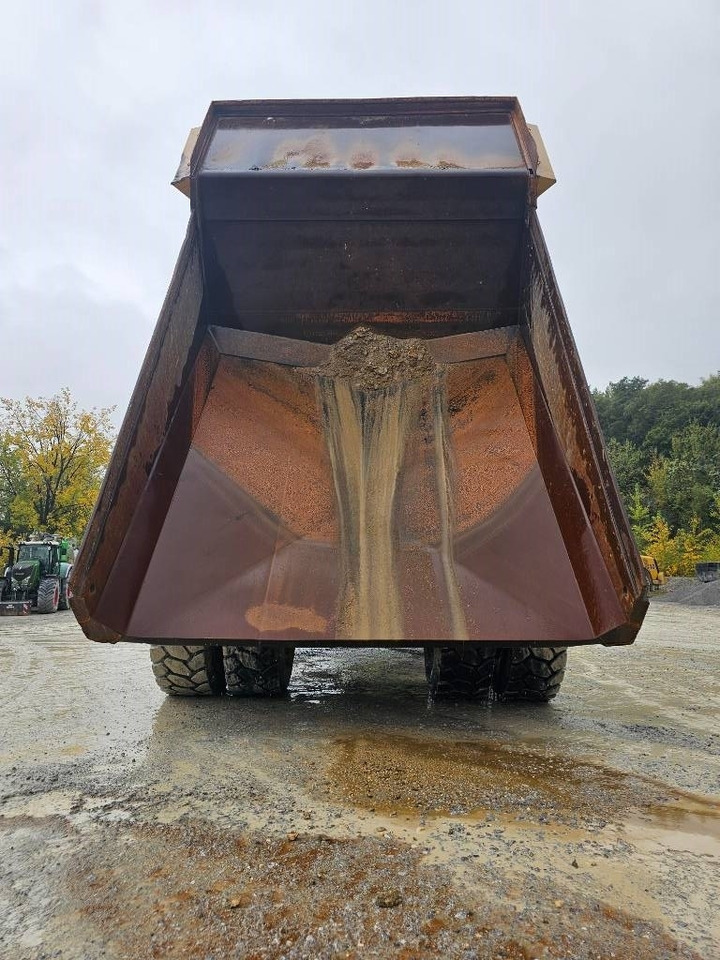 CAT 777 D - Tombereau rigide: photos 5 CAT 777 D - Tombereau rigide: photos 5