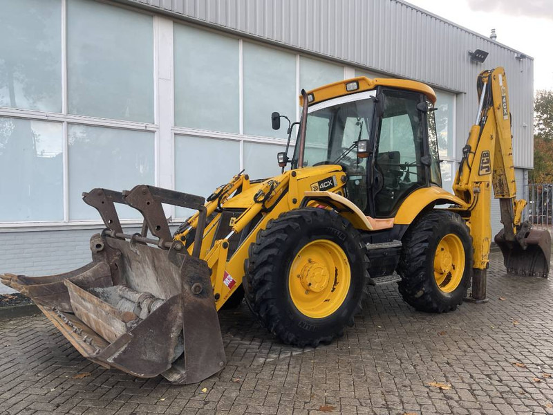 JCB 4 CX 2005 - Tractopelle: photos 1 JCB 4 CX 2005 - Tractopelle: photos 1