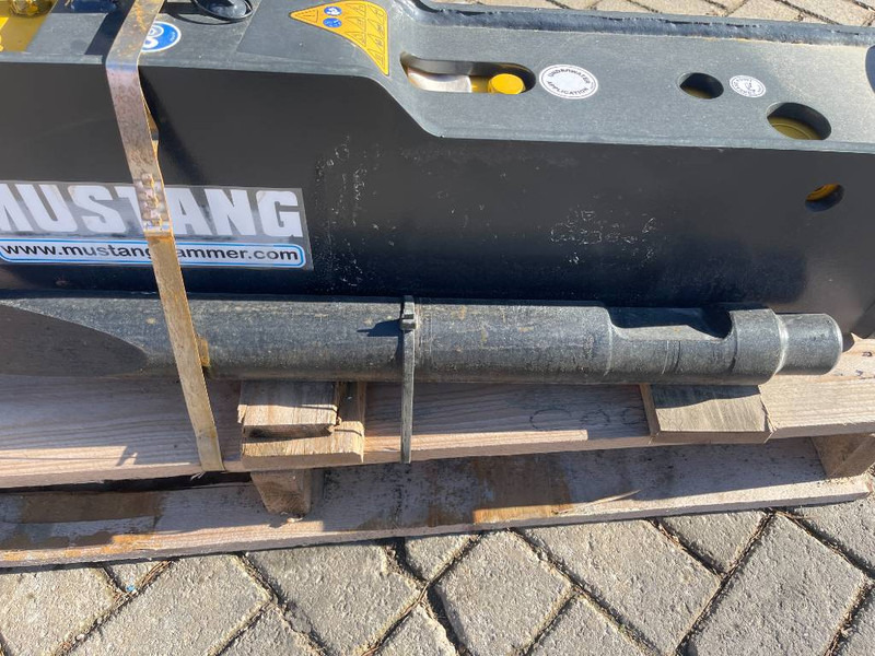 Mustang HM 702 2024 Unused - Marteau hydraulique pour Engins de chantier: photos 5 Mustang HM 702 2024 Unused - Marteau hydraulique pour Engins de chantier: photos 5