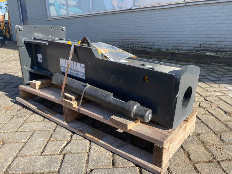 Mustang HM 702 2024 Unused - Marteau hydraulique pour Engins de chantier: photos 2 Mustang HM 702 2024 Unused - Marteau hydraulique pour Engins de chantier: photos 2
