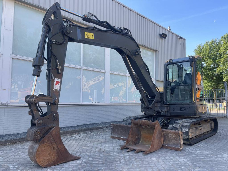 Volvo ECR 88 D 2016 CE - Mini pelle: photos 2 Volvo ECR 88 D 2016 CE - Mini pelle: photos 2