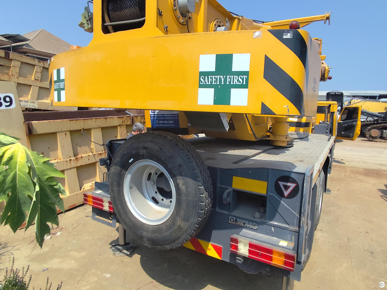 XCMG XCT30_Y 30ton truck crane with diesel engine price - Engins de chantier: photos 2 XCMG XCT30_Y 30ton truck crane with diesel engine price - Engins de chantier: photos 2
