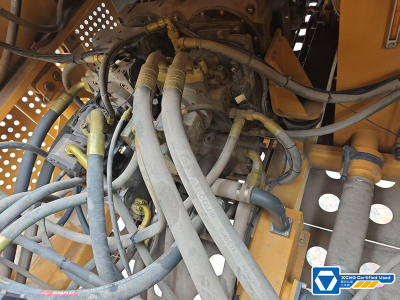 XCMG 2022 used XGC16000 1250ton large-tons crawler crane price - Grue sur chenilles: photos 2 XCMG 2022 used XGC16000 1250ton large-tons crawler crane price - Grue sur chenilles: photos 2