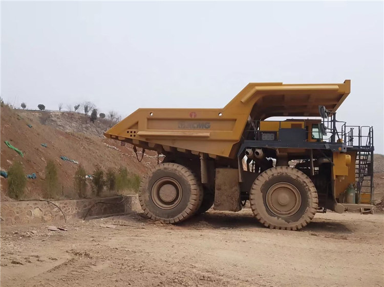 XCMG Factory Xde150 China 4X2 Used Mining Electric Dump Truck with Good Quality - Tombereau rigide: photos 2 XCMG Factory Xde150 China 4X2 Used Mining Electric Dump Truck with Good Quality - Tombereau rigide: photos 2