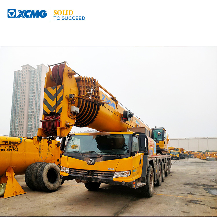 XCMG Official 130t Second Hand All Terrain Mobile Crane XCA130L8C Hydraulic Arm Crane Price List - Grue tout-terrain: photos 1 XCMG Official 130t Second Hand All Terrain Mobile Crane XCA130L8C Hydraulic Arm Crane Price List - Grue tout-terrain: photos 1
