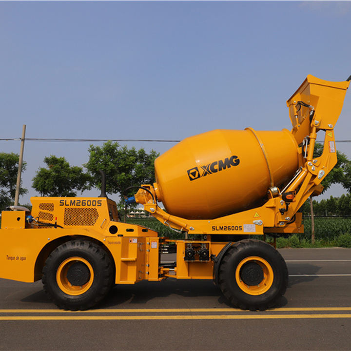 XCMG Official 2.6m3 Mini Diesel Self Loading Concrete Mixer - Camion malaxeur: photos 3 XCMG Official 2.6m3 Mini Diesel Self Loading Concrete Mixer - Camion malaxeur: photos 3