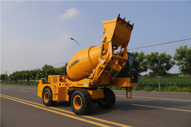XCMG Official 2.6m3 Mini Diesel Self Loading Concrete Mixer - Camion malaxeur: photos 2 XCMG Official 2.6m3 Mini Diesel Self Loading Concrete Mixer - Camion malaxeur: photos 2