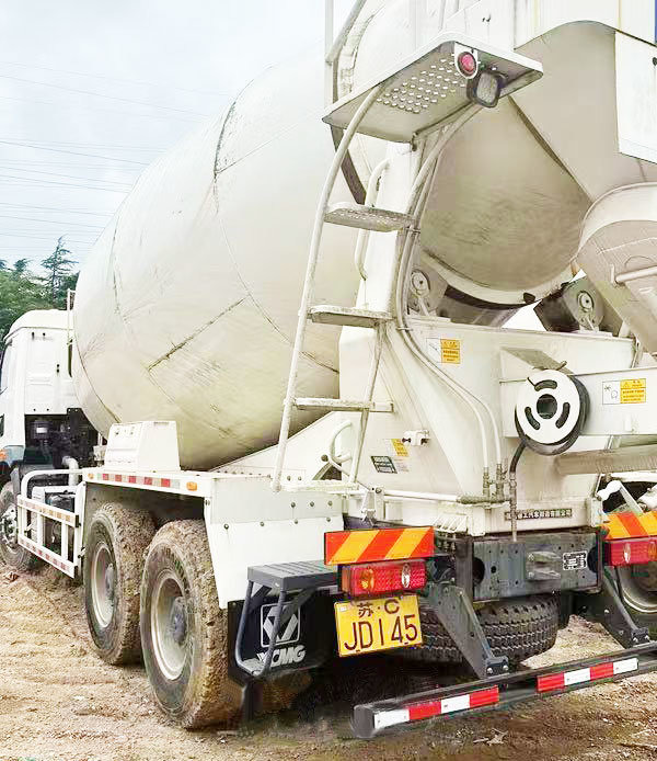 XCMG Official 2019 Year 14 Cubic Meter Second Hand Used Concrete Mixer Trucks - Camion malaxeur: photos 4 XCMG Official 2019 Year 14 Cubic Meter Second Hand Used Concrete Mixer Trucks - Camion malaxeur: photos 4