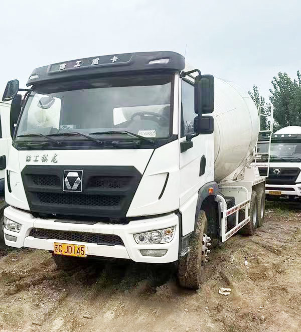 XCMG Official 2019 Year G14K Concrete Mixer Truck 14m3 Used Concrete Truck Mixer - Camion malaxeur: photos 2 XCMG Official 2019 Year G14K Concrete Mixer Truck 14m3 Used Concrete Truck Mixer - Camion malaxeur: photos 2