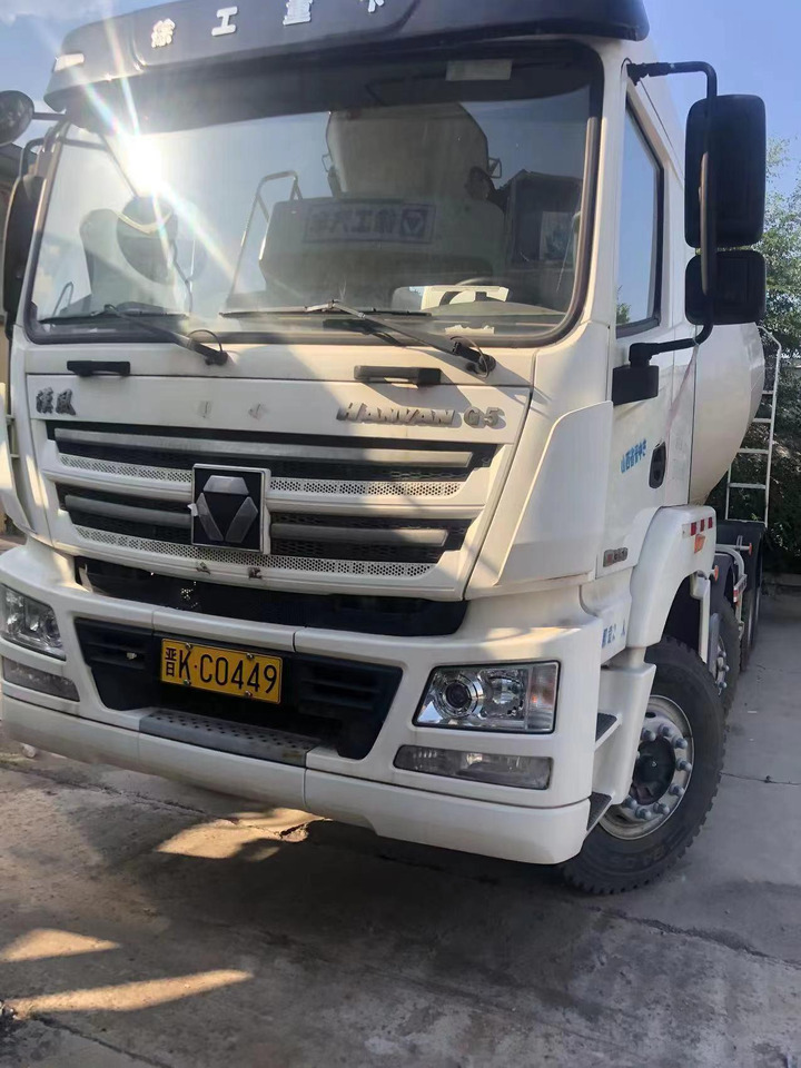 XCMG Official G12V 2021 Year 12m3 Used Cement Concrete Mixer Truck in Good Condition - Camion malaxeur: photos 4 XCMG Official G12V 2021 Year 12m3 Used Cement Concrete Mixer Truck in Good Condition - Camion malaxeur: photos 4