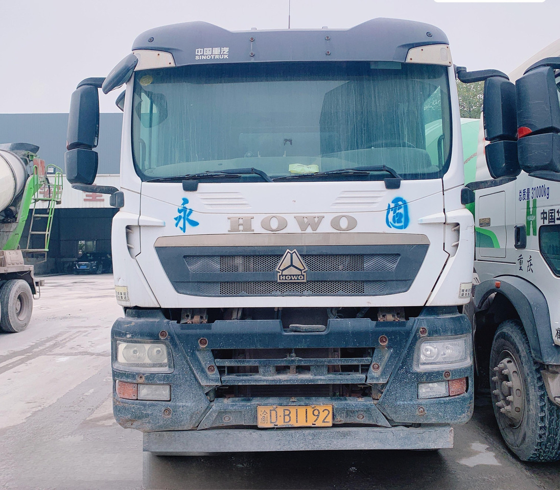 XCMG Official G4806E HOWO Cement Concrete Mixer Used 12 Cubic Meters Concrete Mixer Cement Truck - Camion malaxeur: photos 2 XCMG Official G4806E HOWO Cement Concrete Mixer Used 12 Cubic Meters Concrete Mixer Cement Truck - Camion malaxeur: photos 2
