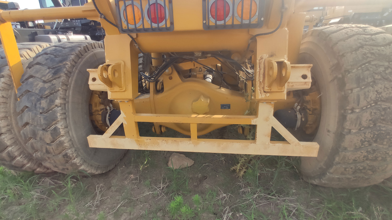 XCMG Official Second Hand 70 Ton 6x4 Dump Truck XDM80 China Tipper Trucks For Sale - Tombereau: photos 5 XCMG Official Second Hand 70 Ton 6x4 Dump Truck XDM80 China Tipper Trucks For Sale - Tombereau: photos 5
