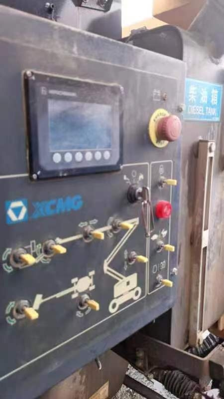 XCMG Official Second Hand Boom Lifts XGA20 20m Towable Cherry Picker Price For Sale - Nacelle articulée: photos 4 XCMG Official Second Hand Boom Lifts XGA20 20m Towable Cherry Picker Price For Sale - Nacelle articulée: photos 4