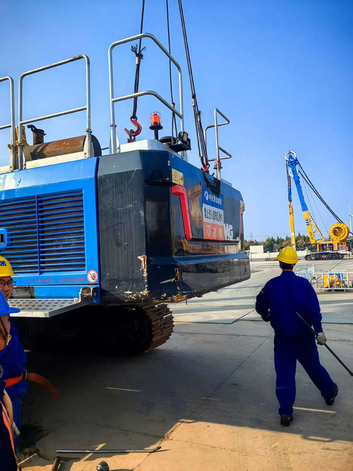 Crédit-bail  XCMG Official Second Hand XR240E 80m Rotary Drilling Rig Machine Hot Sale XCMG Official Second Hand XR240E 80m Rotary Drilling Rig Machine Hot Sale: photos 10