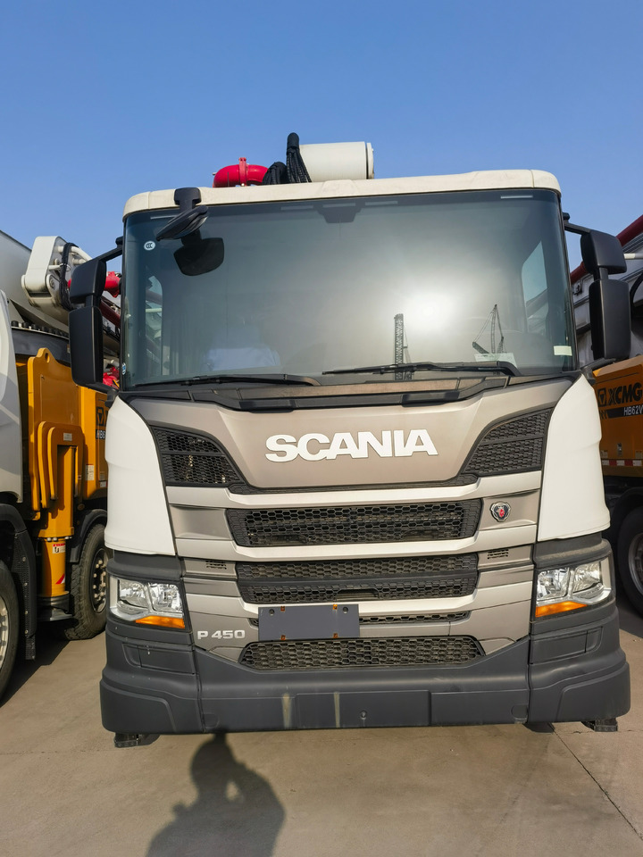 XCMG Official Used Diesel Concrete Pump 62m HB62V Truck-mounted Concrete Pump Hot Sale - Camion pompe: photos 3 XCMG Official Used Diesel Concrete Pump 62m HB62V Truck-mounted Concrete Pump Hot Sale - Camion pompe: photos 3