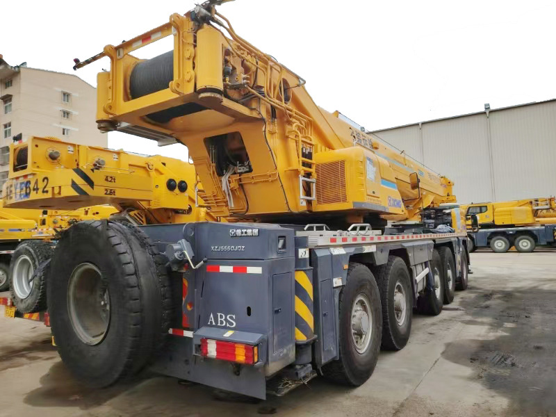 XCMG Official Used Knuckle Boom Truck Crane XCA260 260 Ton Hydraulic Engine Crane Price - Grue tout-terrain: photos 3 XCMG Official Used Knuckle Boom Truck Crane XCA260 260 Ton Hydraulic Engine Crane Price - Grue tout-terrain: photos 3