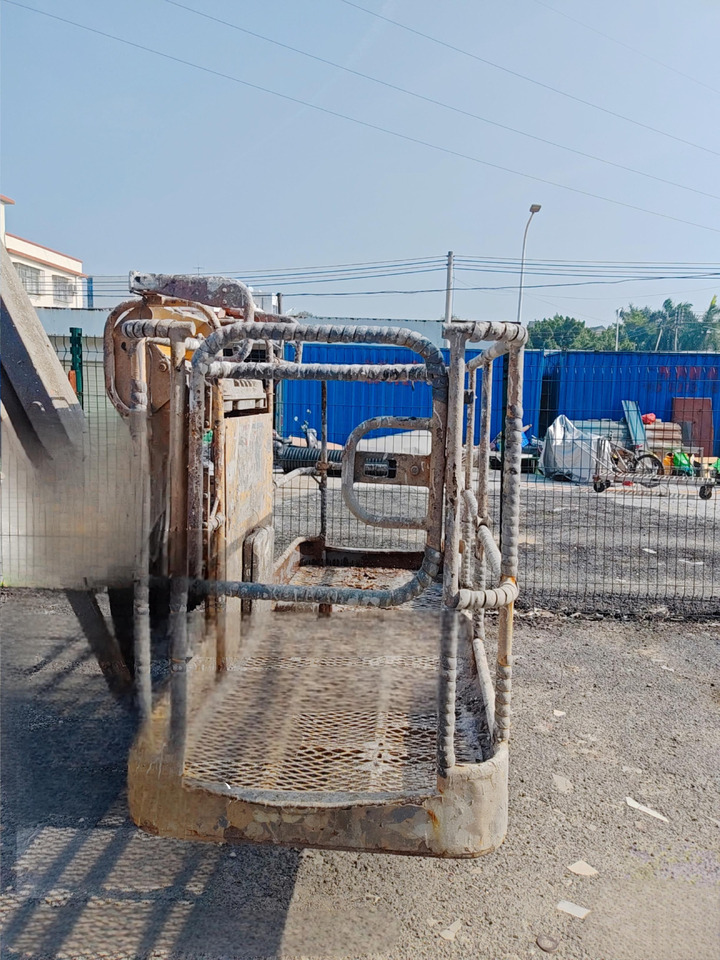 XCMG Official Used Self Propelled Aerial Work Platform 28m XGS28 Hydraulic Lift Cherry Picker - Nacelle télescopique: photos 5 XCMG Official Used Self Propelled Aerial Work Platform 28m XGS28 Hydraulic Lift Cherry Picker - Nacelle télescopique: photos 5