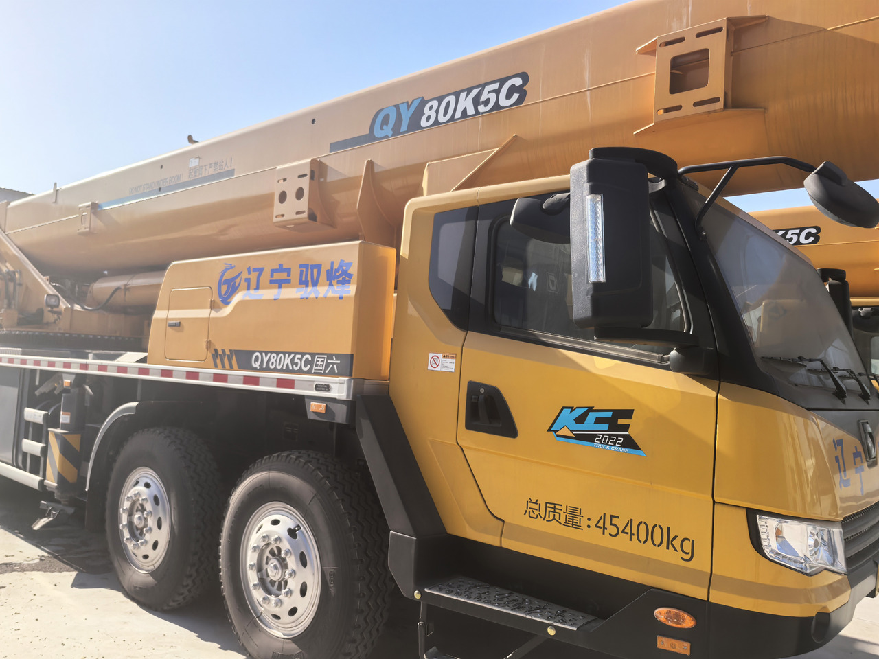 XCMG Official Used Truck-mounted Cranes QY80K5C 80Ton Mobile Cranes Price List - Grue mobile: photos 2 XCMG Official Used Truck-mounted Cranes QY80K5C 80Ton Mobile Cranes Price List - Grue mobile: photos 2