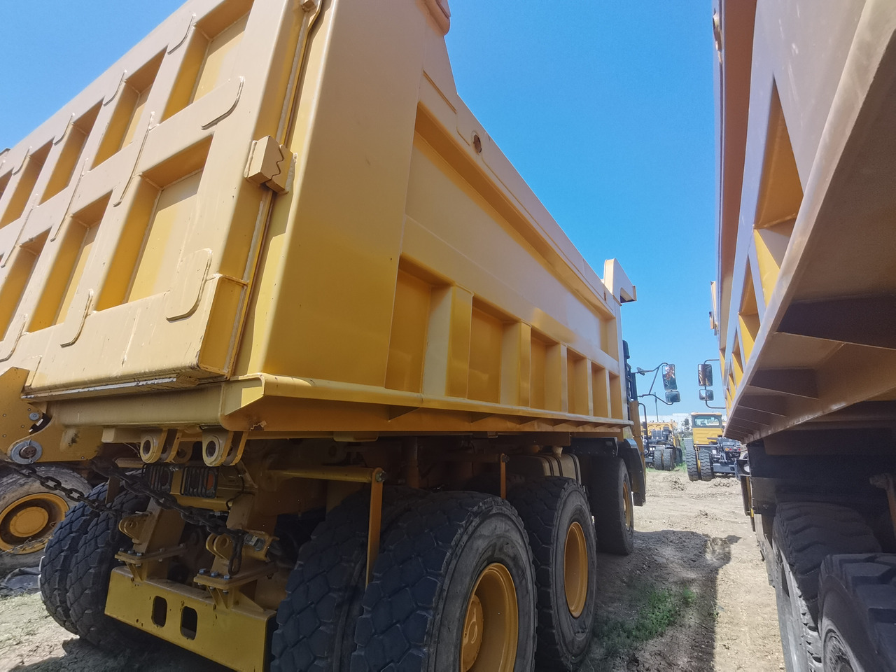 XCMG Official XDR80T 70 Ton Wheel Dumper Second Hand Chinese Tipper Truck Best Price - Tombereau: photos 4 XCMG Official XDR80T 70 Ton Wheel Dumper Second Hand Chinese Tipper Truck Best Price - Tombereau: photos 4