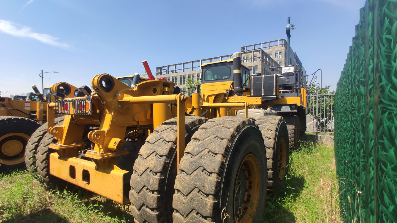 XCMG Official XDR90T-AT Used Dump Trucks Second Hand Tipper Trucks Dumper Truck For Sale - Tombereau: photos 4 XCMG Official XDR90T-AT Used Dump Trucks Second Hand Tipper Trucks Dumper Truck For Sale - Tombereau: photos 4