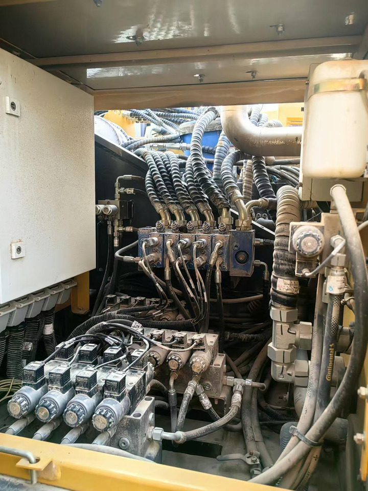 XCMG Official XR160E 56m Depth Hydraulic Borehole Drilling Rig Machine Rotary Piling - Foreuse: photos 2 XCMG Official XR160E 56m Depth Hydraulic Borehole Drilling Rig Machine Rotary Piling - Foreuse: photos 2