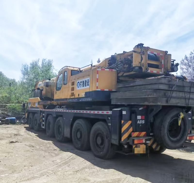 XCMG QAY260 260ton used all terrain mobile hydraulic truck crane price - Grue tout-terrain: photos 2 XCMG QAY260 260ton used all terrain mobile hydraulic truck crane price - Grue tout-terrain: photos 2