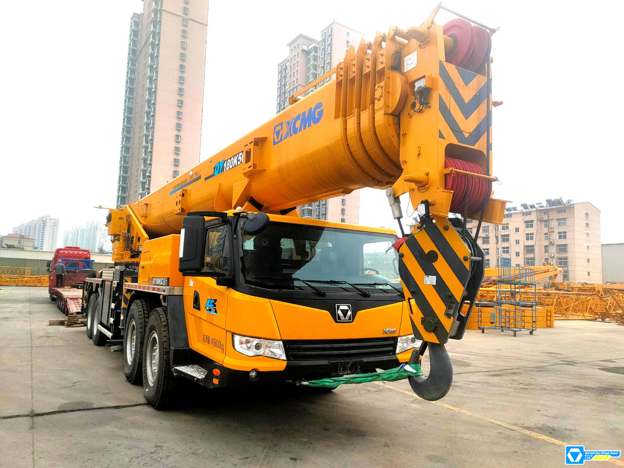 XCMG QY180K5C mobile diesel lift crane price - Grue mobile: photos 2 XCMG QY180K5C mobile diesel lift crane price - Grue mobile: photos 2