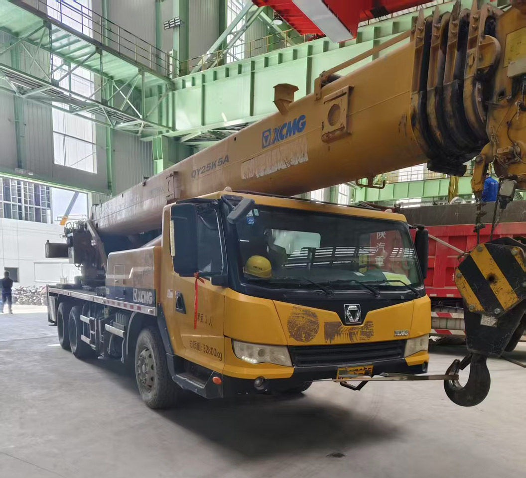 XCMG QY25K5A 25 ton truck crane hydraulic for sale - Grue mobile: photos 1 XCMG QY25K5A 25 ton truck crane hydraulic for sale - Grue mobile: photos 1