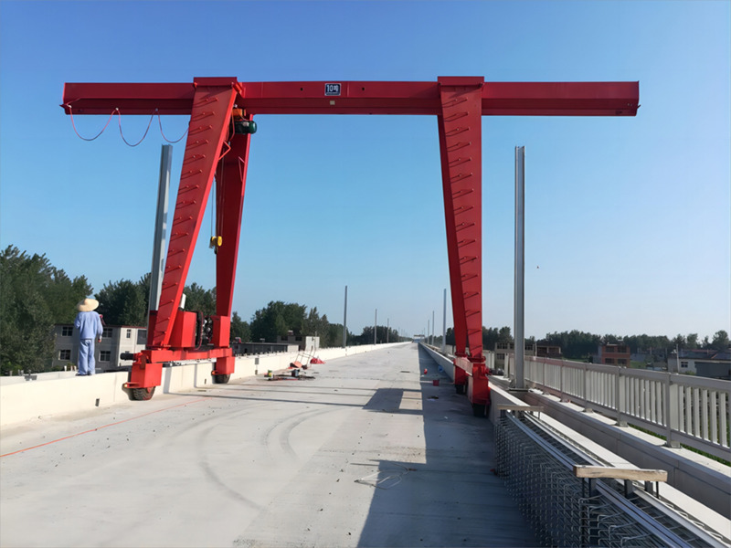 XCMG Single Girder Tyre Gantry Crane - Portique de manutention: photos 3 XCMG Single Girder Tyre Gantry Crane - Portique de manutention: photos 3