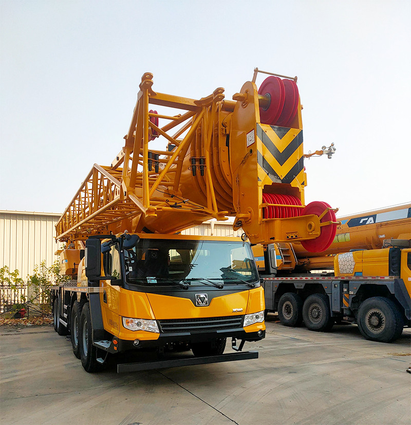 XCMG XCT100L7-I 100ton used pickup mobile hoist crane price - Grue mobile: photos 5 XCMG XCT100L7-I 100ton used pickup mobile hoist crane price - Grue mobile: photos 5