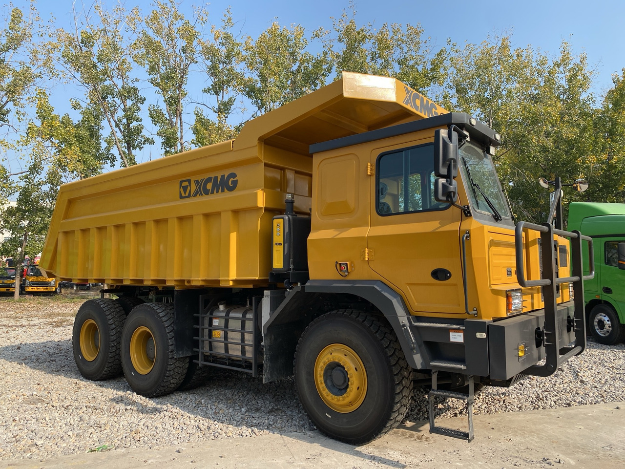 XCMG XKT105A used Wide-Body dump truck for mining - Machine d'exploitation minière: photos 3 XCMG XKT105A used Wide-Body dump truck for mining - Machine d'exploitation minière: photos 3