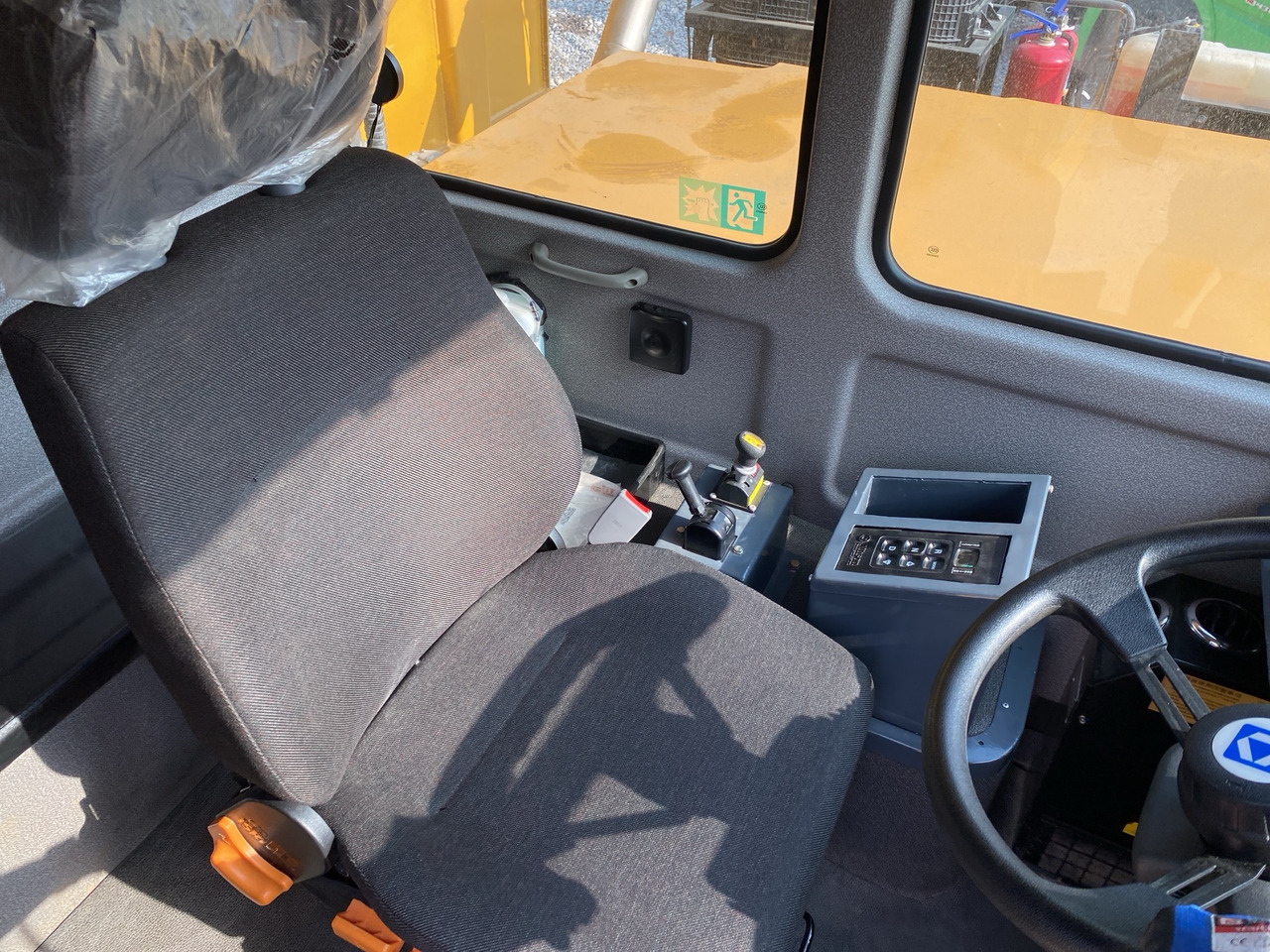 XCMG XKT105A used Wide-Body dump truck for mining - Machine d'exploitation minière: photos 2 XCMG XKT105A used Wide-Body dump truck for mining - Machine d'exploitation minière: photos 2