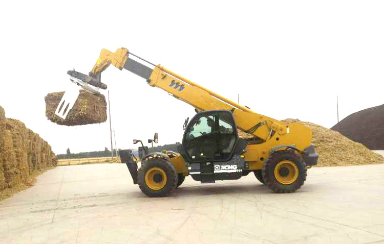 XCMG XTF1256K 5.4ton used diesel forklift loader telehandler for sale - Chariot télescopique: photos 4 XCMG XTF1256K 5.4ton used diesel forklift loader telehandler for sale - Chariot télescopique: photos 4