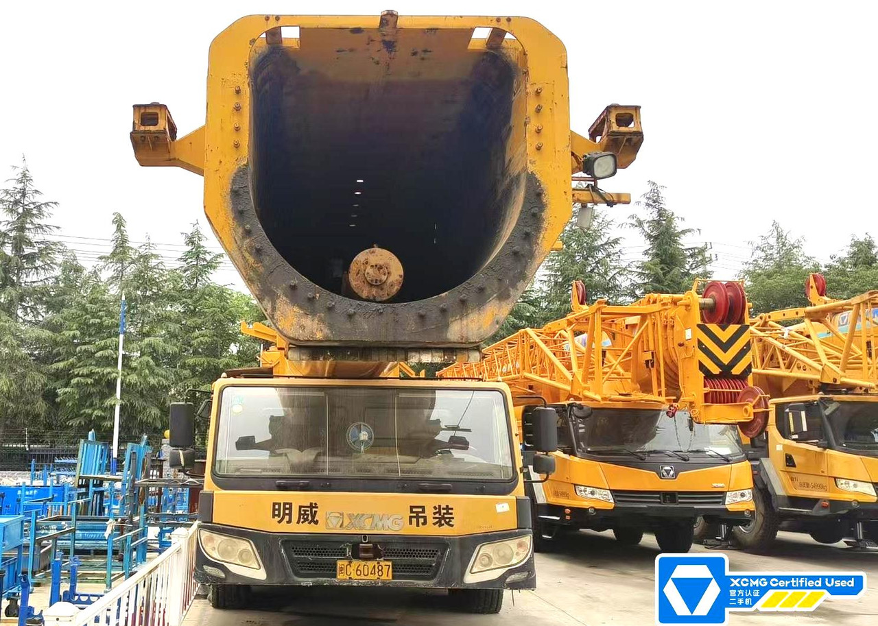 XCMG second hand large ton all terrain crane 650 ton QAY650 - Grue tout-terrain: photos 5 XCMG second hand large ton all terrain crane 650 ton QAY650 - Grue tout-terrain: photos 5