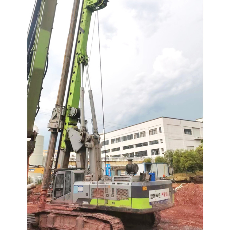 Zoomlion ZR360L used 2022 Rotary Drilling Rig price - Foreuse: photos 1 Zoomlion ZR360L used 2022 Rotary Drilling Rig price - Foreuse: photos 1