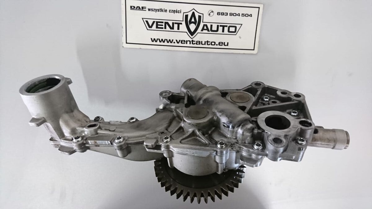 DAF 1955983 DAF XF 106 truck - Pompe à huile pour Camion: photos 2 DAF 1955983 DAF XF 106 truck - Pompe à huile pour Camion: photos 2
