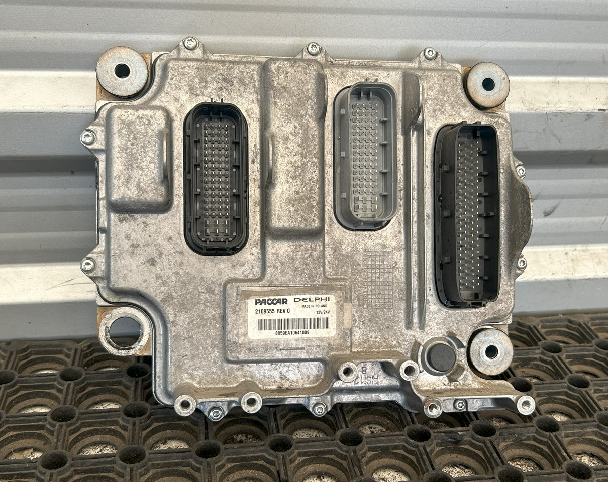 DAF ENGINE CONTROLLER DAF CF EURO 6 - Bloc de gestion: photos 1 DAF ENGINE CONTROLLER DAF CF EURO 6 - Bloc de gestion: photos 1