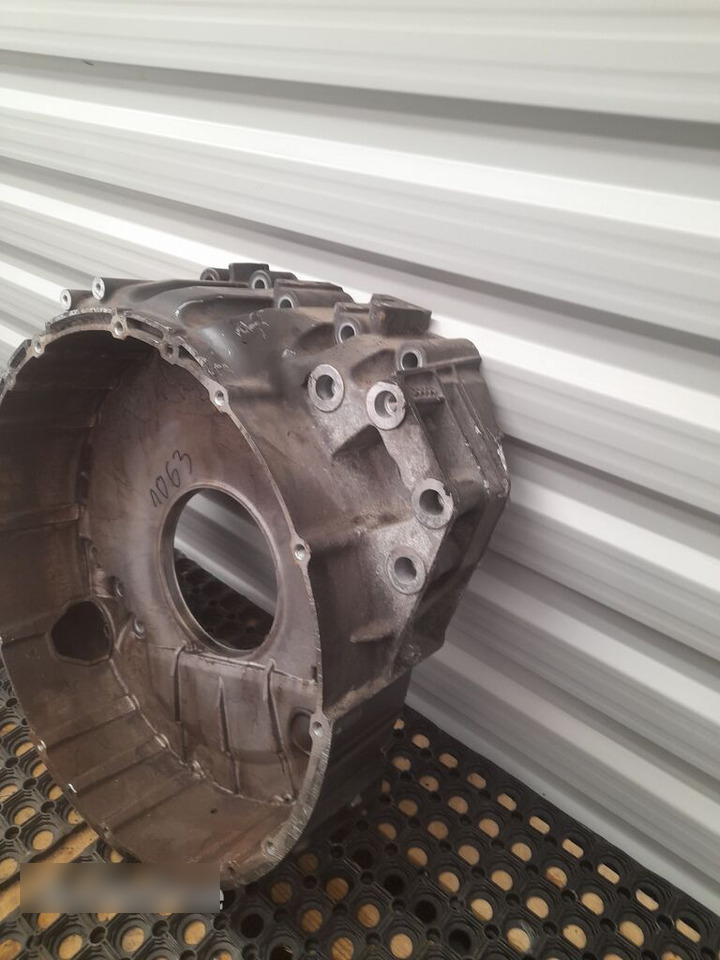 DAF XF 106 1856592 DAF truck - Volant moteur pour Camion: photos 5 DAF XF 106 1856592 DAF truck - Volant moteur pour Camion: photos 5