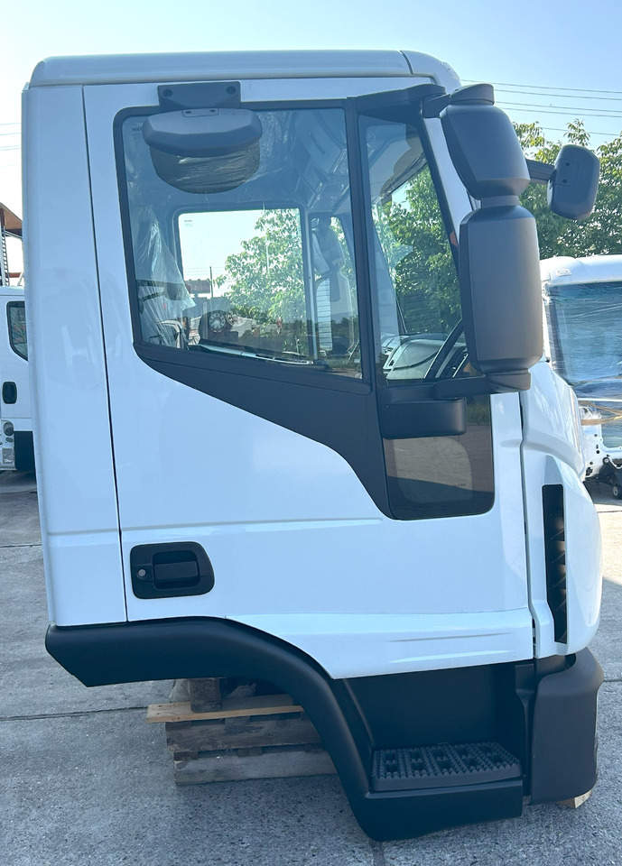 Cabine pour Voiture neuf IVECO Eurocargo 75 DAY cabine Fahrerhaus Cab 2025: photos 8