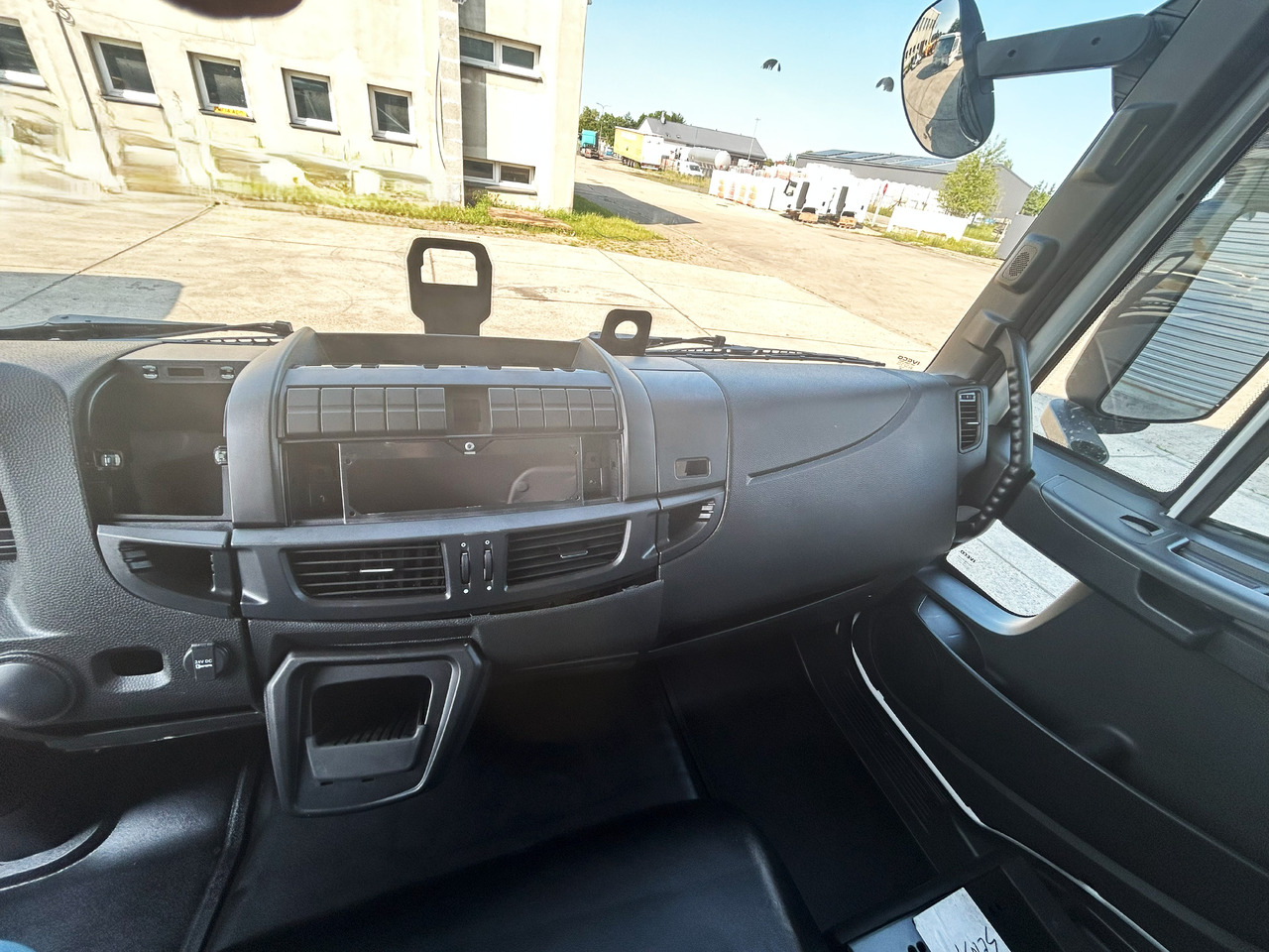 Cabine pour Voiture neuf IVECO Eurocargo 75 DAY cabine Fahrerhaus Cab 2025: photos 21