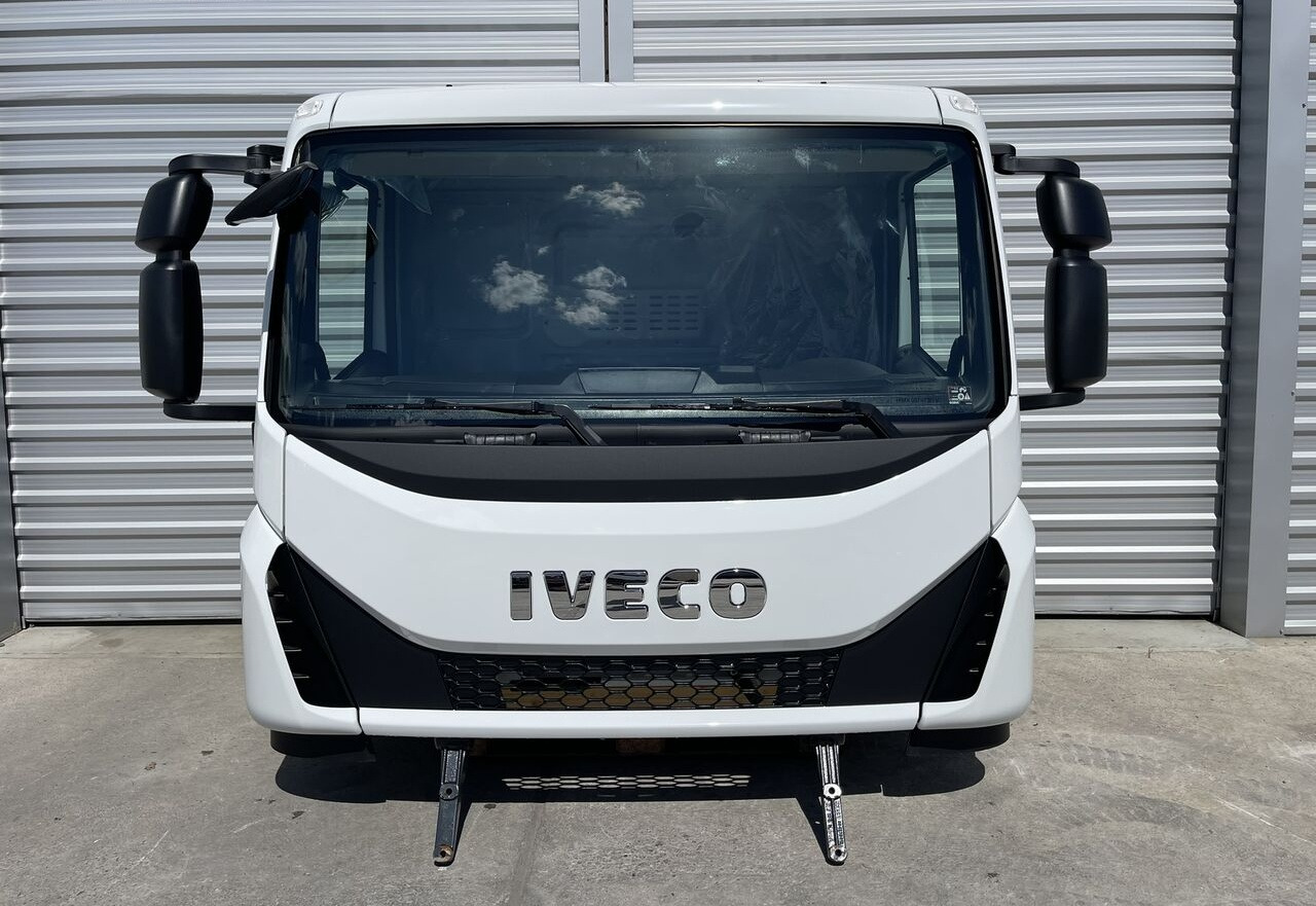 IVECO Eurocargo for IVECO Eurocargo DAY cabine - Cabine pour Voiture: photos 2 IVECO Eurocargo for IVECO Eurocargo DAY cabine - Cabine pour Voiture: photos 2
