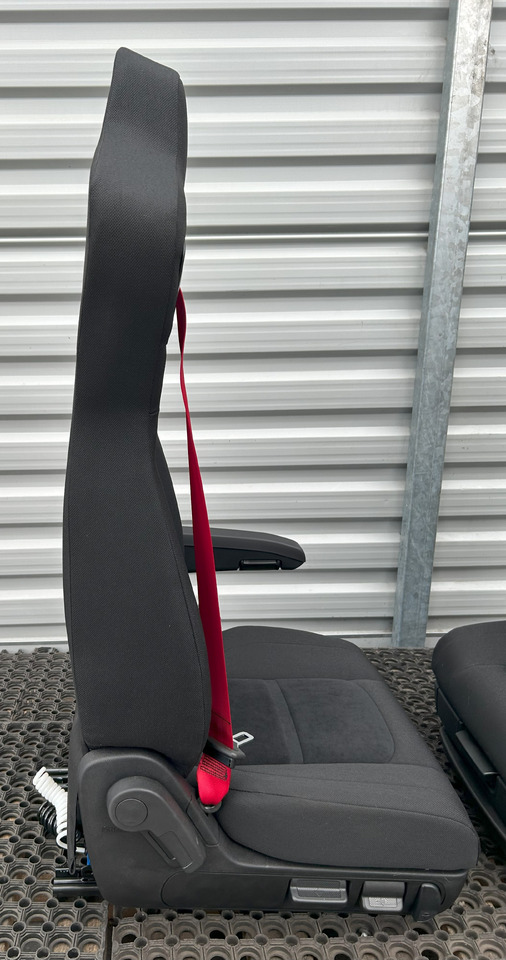 Siège neuf IVECO NEW SEAT IVECO S-WAY: photos 6