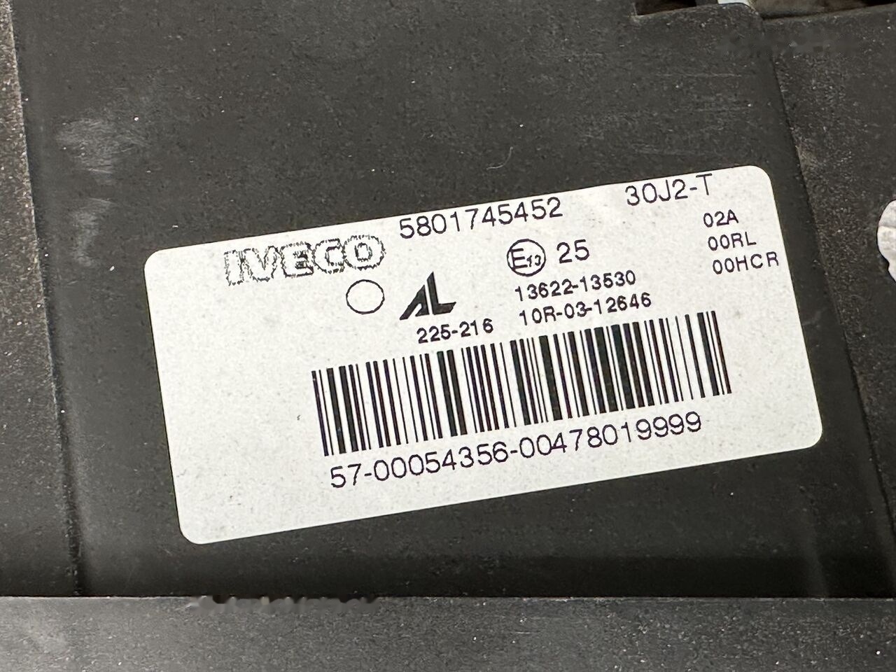IVECO STRALIS / EUROCARGO 5801745452 / 5801745449 IVECO 5801745452 / 5801745449 truck - Feu avant pour Camion: photos 3 IVECO STRALIS / EUROCARGO 5801745452 / 5801745449 IVECO 5801745452 / 5801745449 truck - Feu avant pour Camion: photos 3