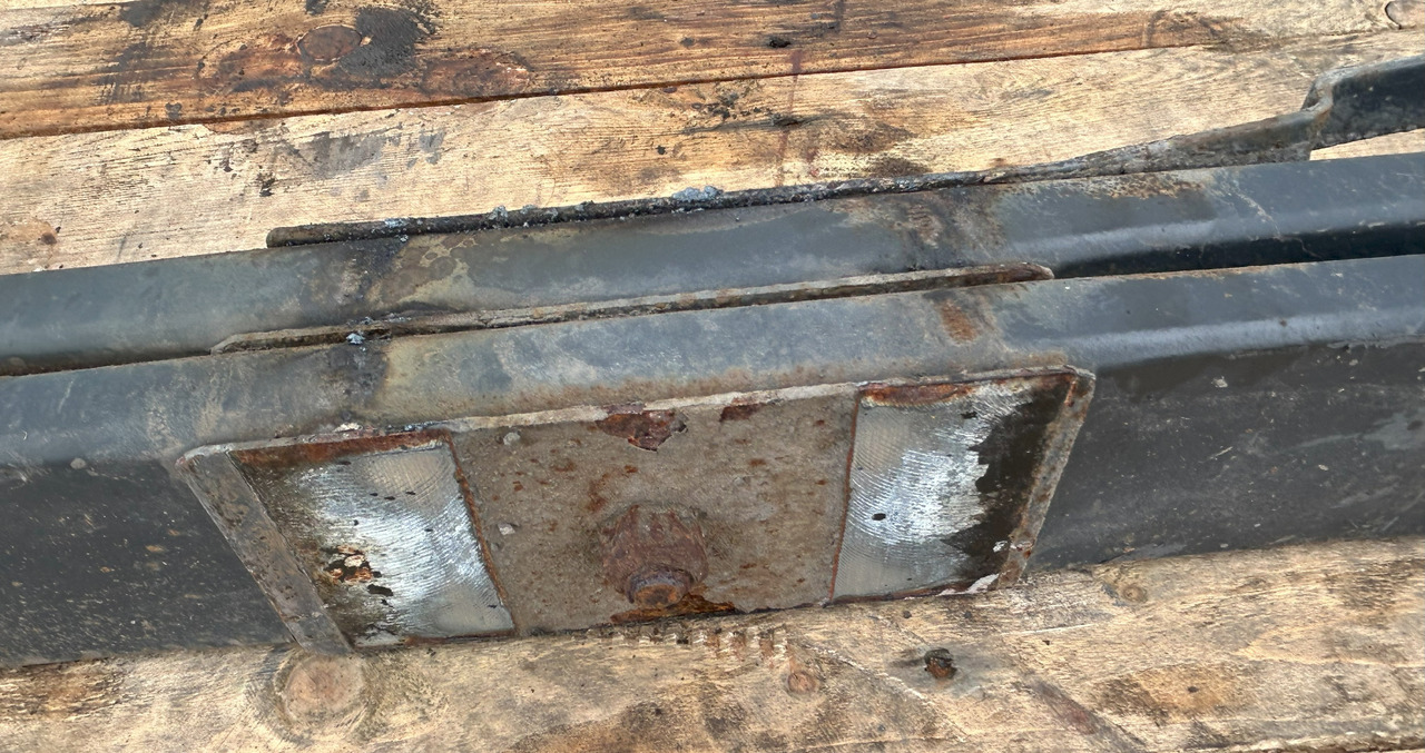 MERCEDES 2-LEAF SPRING MERCEDES ACTROS - Suspension du ressort: photos 4 MERCEDES 2-LEAF SPRING MERCEDES ACTROS - Suspension du ressort: photos 4