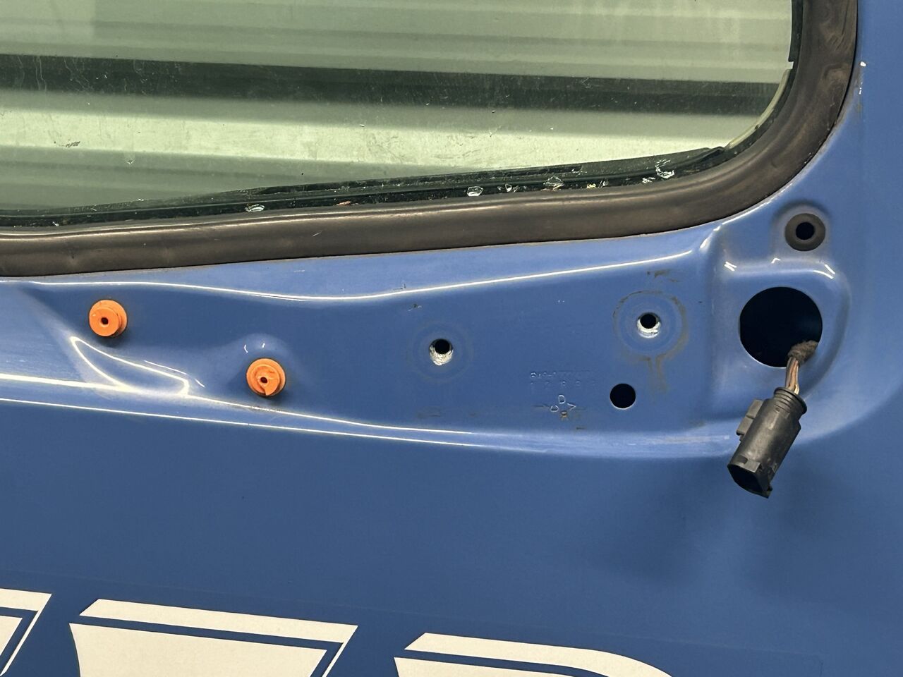 MERCEDES ACTROS MP4 DOOR RIGHT EITH RAMP MIRROR - Portière et pièces: photos 3 MERCEDES ACTROS MP4 DOOR RIGHT EITH RAMP MIRROR - Portière et pièces: photos 3