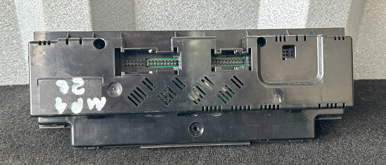 MERCEDES AIR CONDITIONING CONTROL PANEL AROCS MP4 - Pièce de climatisation: photos 2 MERCEDES AIR CONDITIONING CONTROL PANEL AROCS MP4 - Pièce de climatisation: photos 2